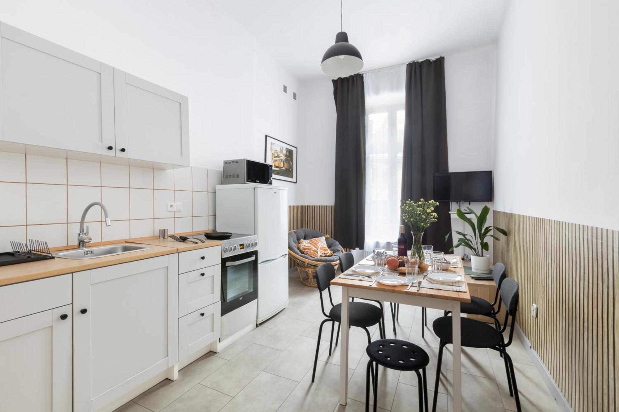 Friendhouse Apartments Avenue คราคูฟ ภายนอก รูปภาพ